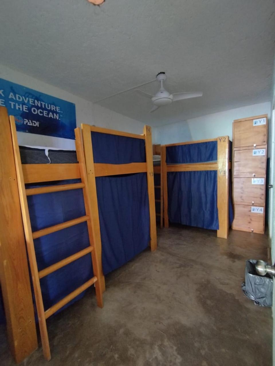 Blue Magic Hostel Cozumel Exterior photo
