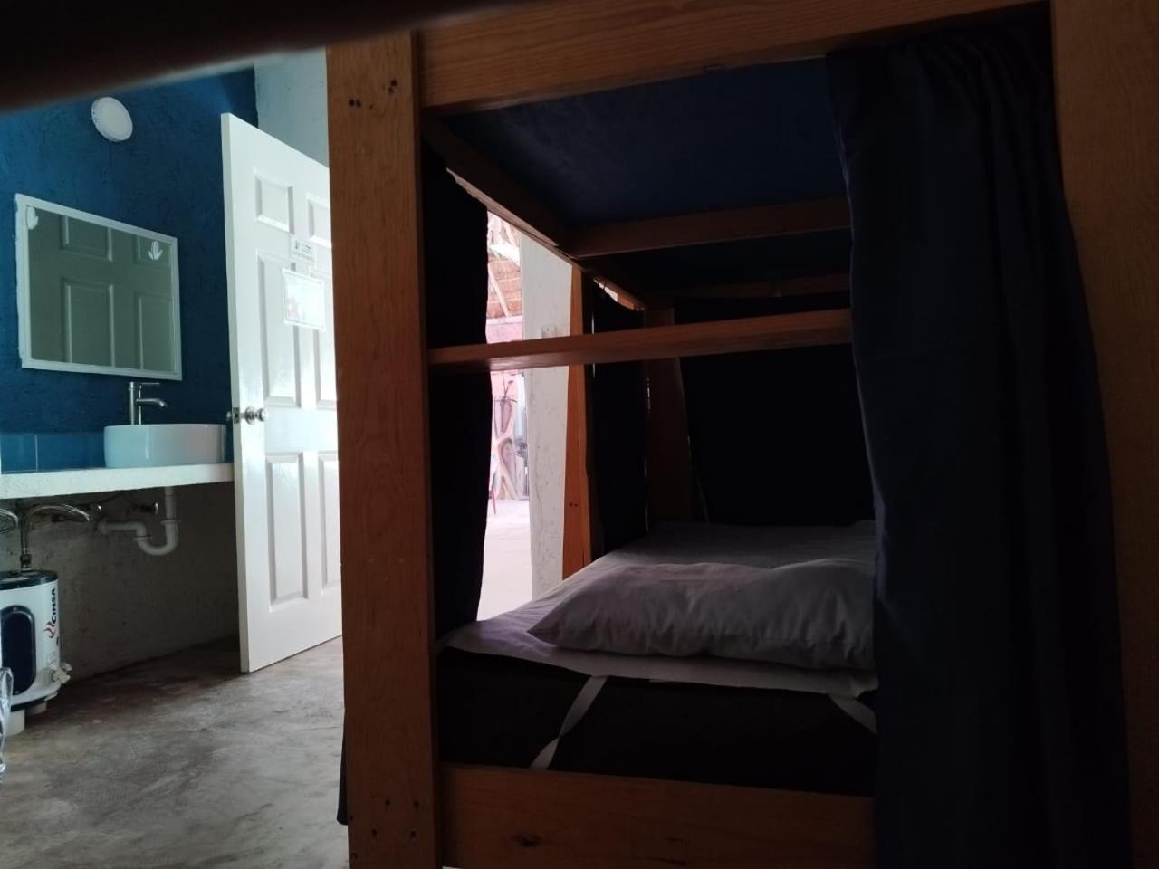 Blue Magic Hostel Cozumel Exterior photo